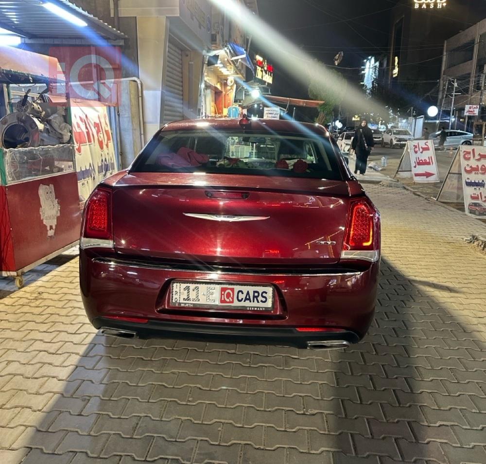 كرايسلر 300